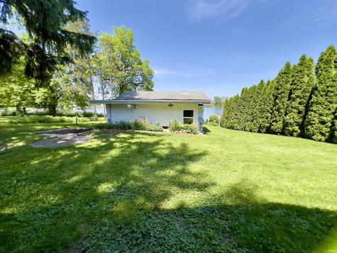 4784 E Shore Park Road Leesburg IN 46538