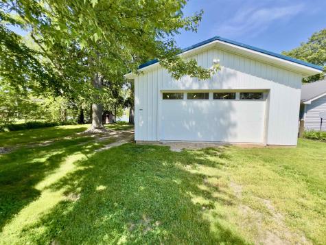 4784 E Shore Park Road Leesburg IN 46538