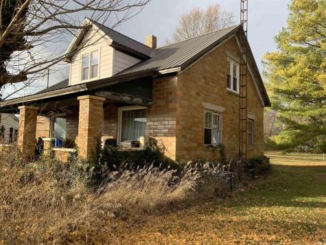 7276 S State Road 17 Road Kewanna IN 46939