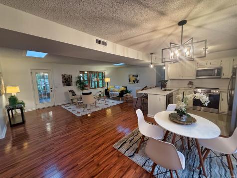929 N Plymouth Court Bloomington IN 47408