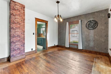 302 W Main Street Syracuse IN 46567