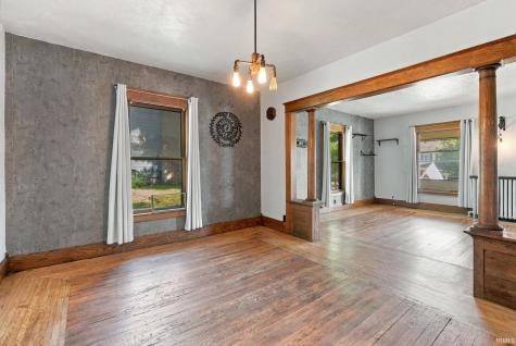302 W Main Street Syracuse IN 46567