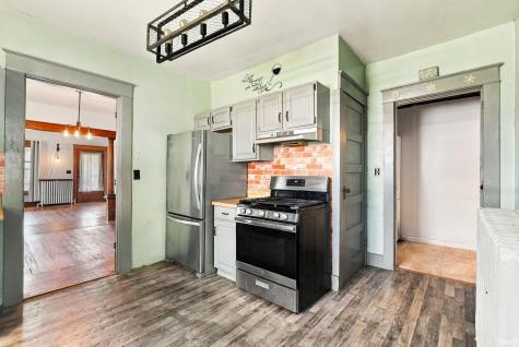 302 W Main Street Syracuse IN 46567