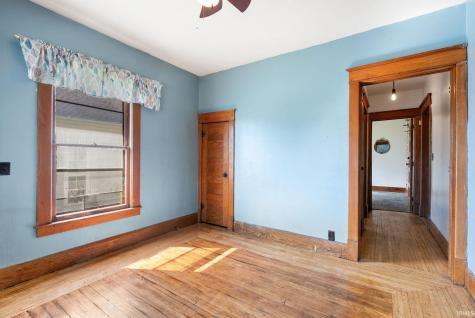 302 W Main Street Syracuse IN 46567