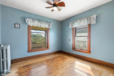 302 W Main Street Syracuse IN 46567