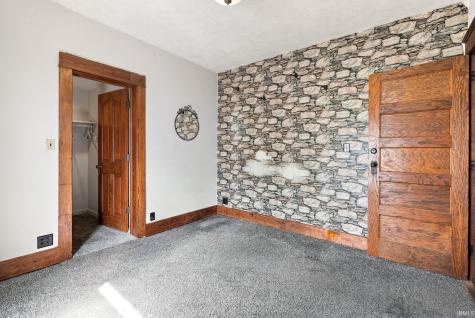 302 W Main Street Syracuse IN 46567