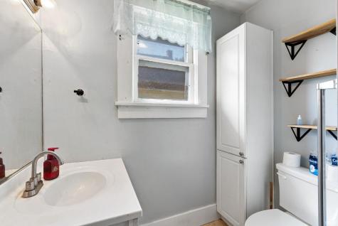 302 W Main Street Syracuse IN 46567