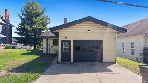 302 W Main Street Syracuse IN 46567