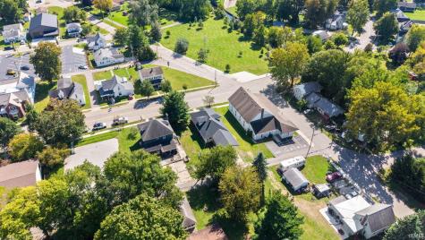 302 W Main Street Syracuse IN 46567