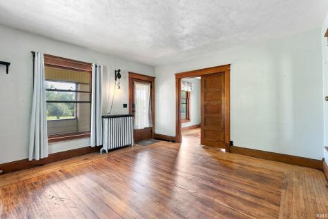 302 W Main Street Syracuse IN 46567