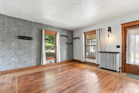 302 W Main Street Syracuse IN 46567