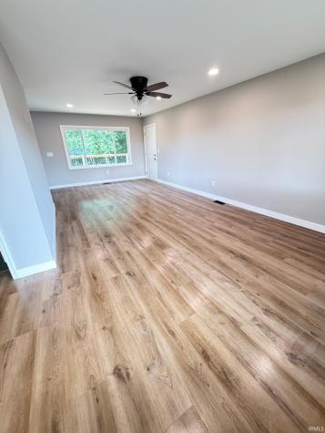 5318 Kratzville Road Evansville IN 47710