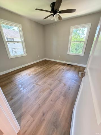 5318 Kratzville Road Evansville IN 47710