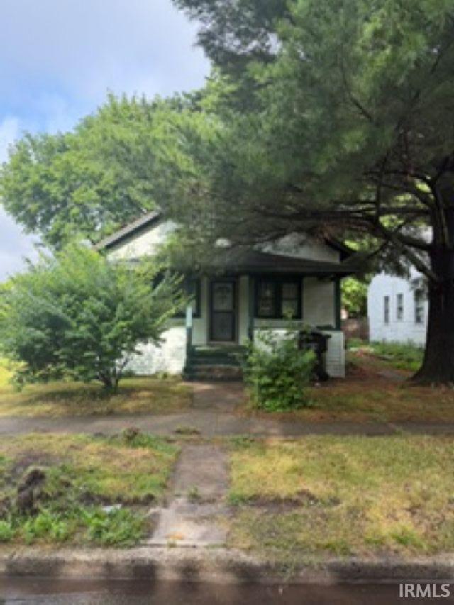 909 Huey Street South Bend IN 46628