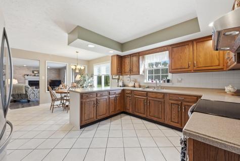 8504 Wilderness Road Muncie IN 47303
