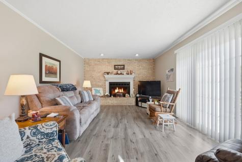 8504 Wilderness Road Muncie IN 47303