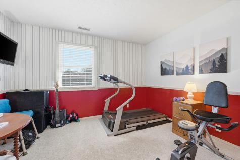 8504 Wilderness Road Muncie IN 47303