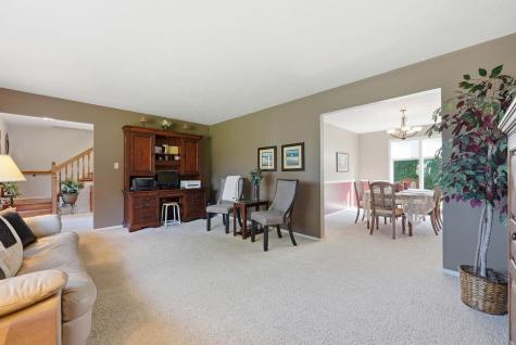 8504 Wilderness Road Muncie IN 47303