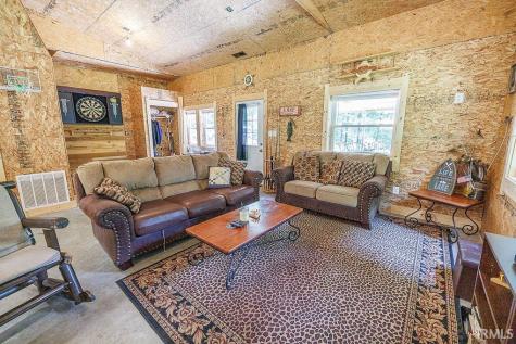 1405 Lakeside Drive Spencer IN 47460