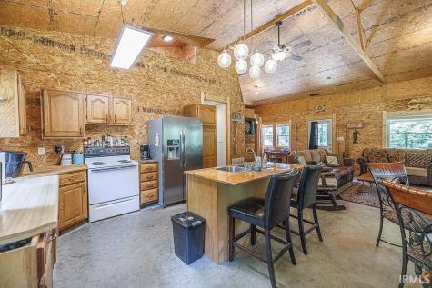 1405 Lakeside Drive Spencer IN 47460