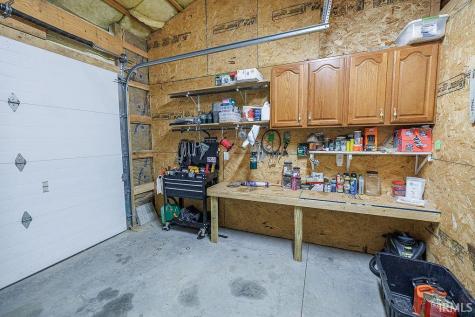 1405 Lakeside Drive Spencer IN 47460