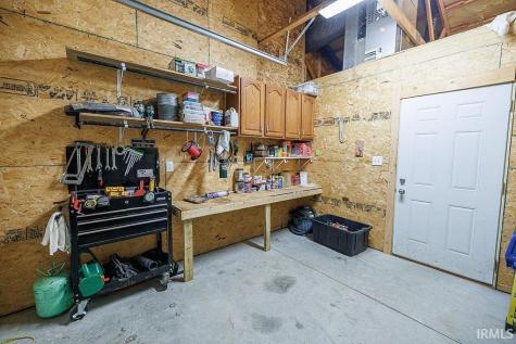 1405 Lakeside Drive Spencer IN 47460