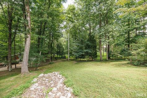 1405 Lakeside Drive Spencer IN 47460