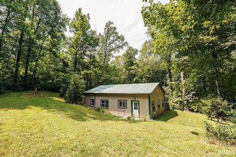1405 Lakeside Drive Spencer IN 47460