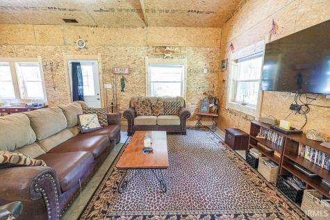 1405 Lakeside Drive Spencer IN 47460