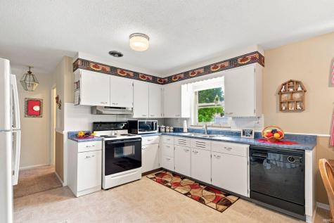 3311 N Lanewood Drive Muncie IN 47304