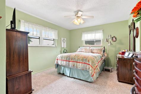 3311 N Lanewood Drive Muncie IN 47304