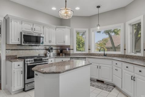 1130 Woodland Crossing Fort Wayne IN 46825