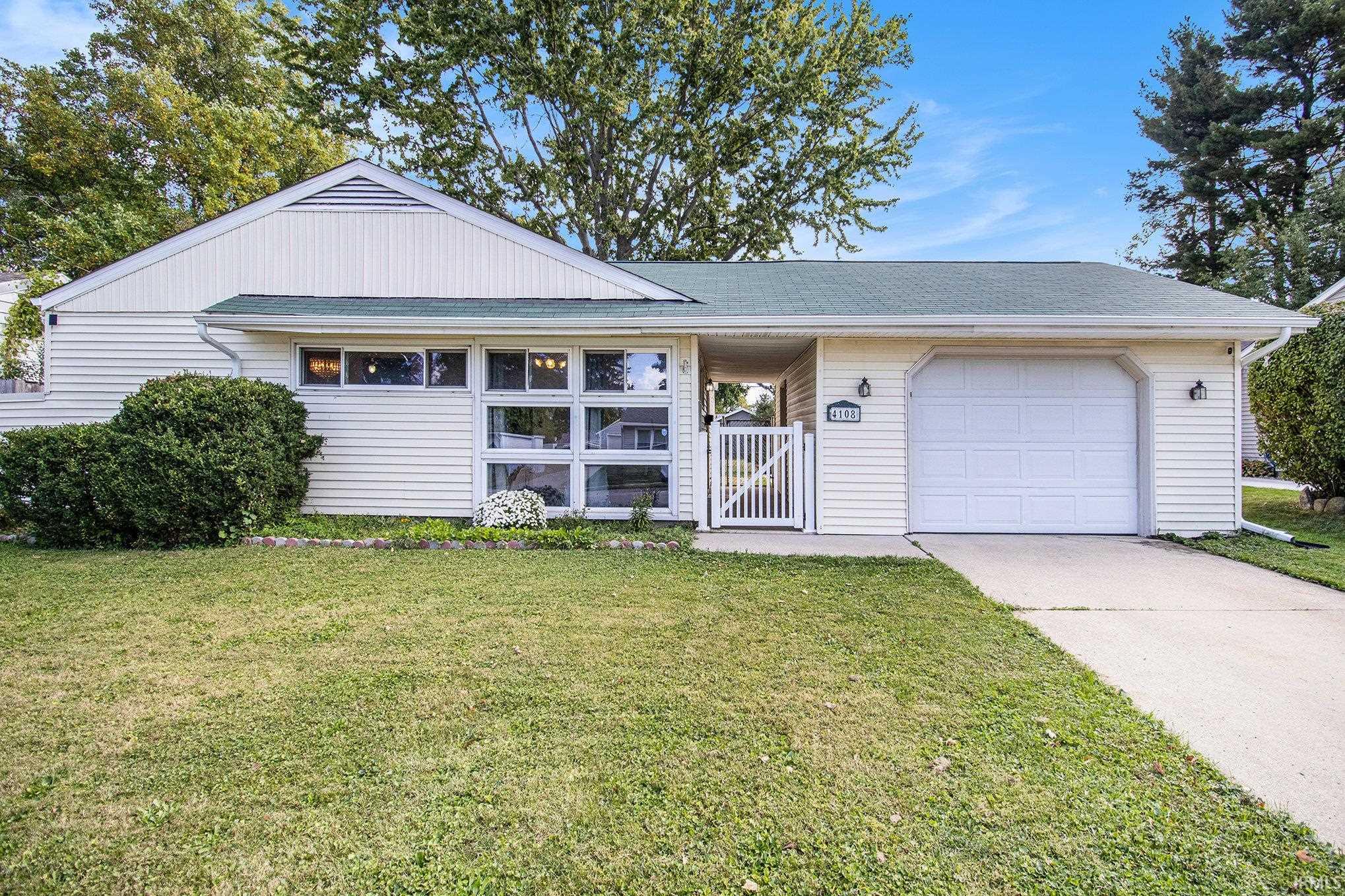 4108 Woodvale Drive South Bend IN 46614