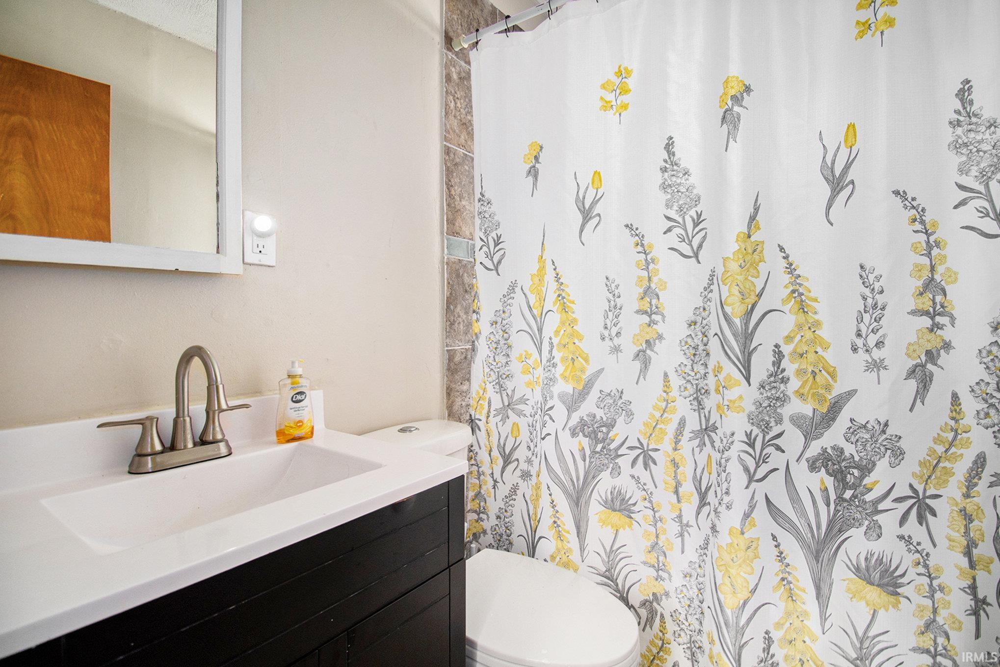 4108 Woodvale Drive South Bend IN 46614