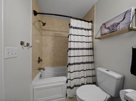 10728 Alderwood Lane Fort Wayne IN 46845