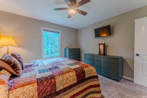200 W Winterhaven Drive Warren IN 46792