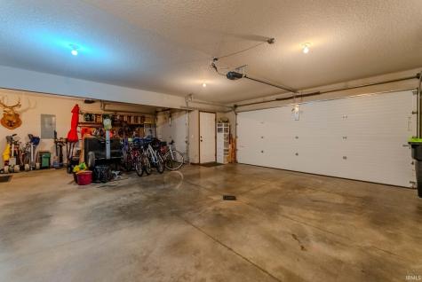 200 W Winterhaven Drive Warren IN 46792