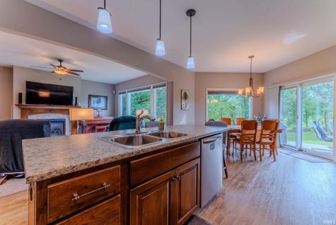 200 W Winterhaven Drive Warren IN 46792