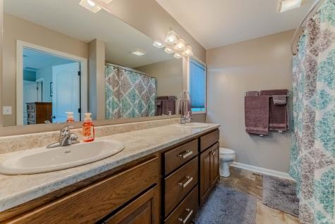 200 W Winterhaven Drive Warren IN 46792