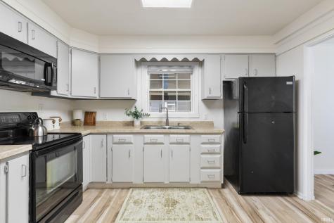 2421 Edgelea Drive Lafayette IN 47909