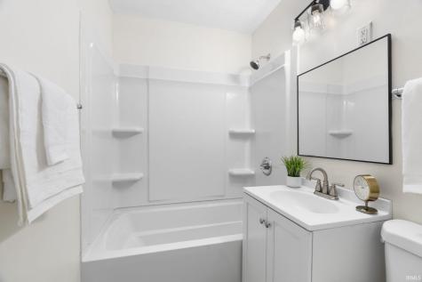 2421 Edgelea Drive Lafayette IN 47909