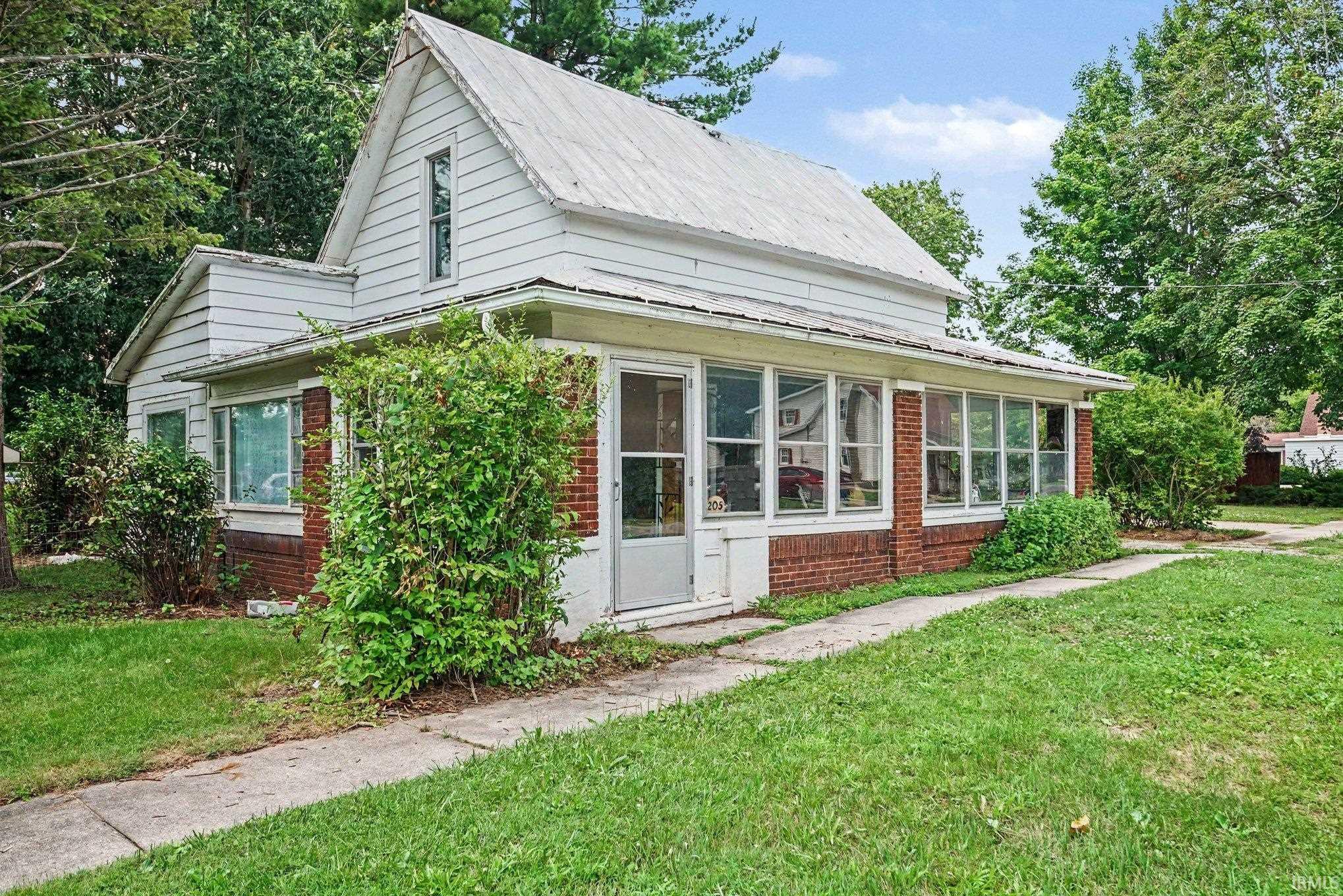205 N West Street Milford IN 46542