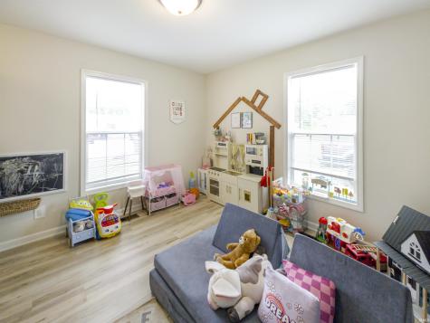 160 SW 5th Street Linton IN 47441