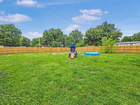 160 SW 5th Street Linton IN 47441