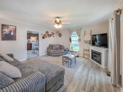 160 SW 5th Street Linton IN 47441