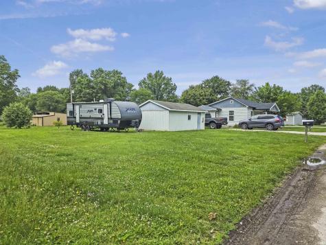 160 SW 5th Street Linton IN 47441