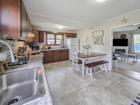 160 SW 5th Street Linton IN 47441