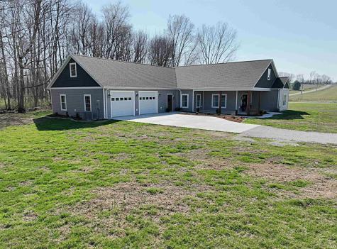 3 Persimmon Lane Loogootee IN 47553
