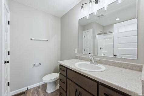 10926 Carob Thorn Trail Roanoke IN 46783