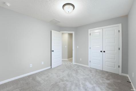 10926 Carob Thorn Trail Roanoke IN 46783